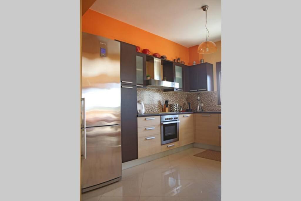 George's Apartament